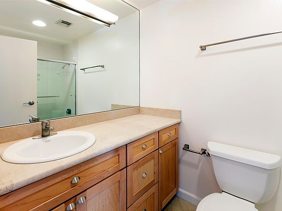 5th image of 1520 Taylor St Unit 303