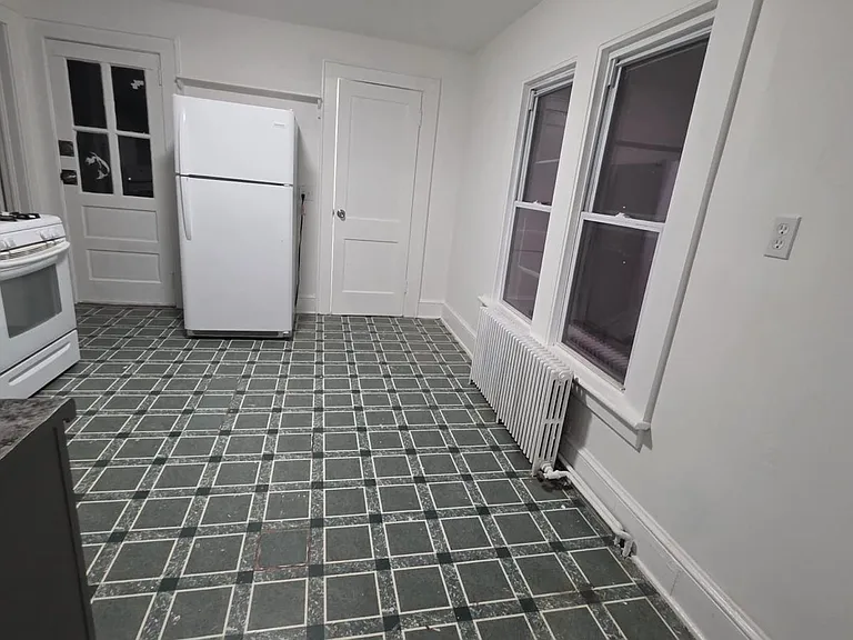 13 Springside Ave #2 — Photo 7