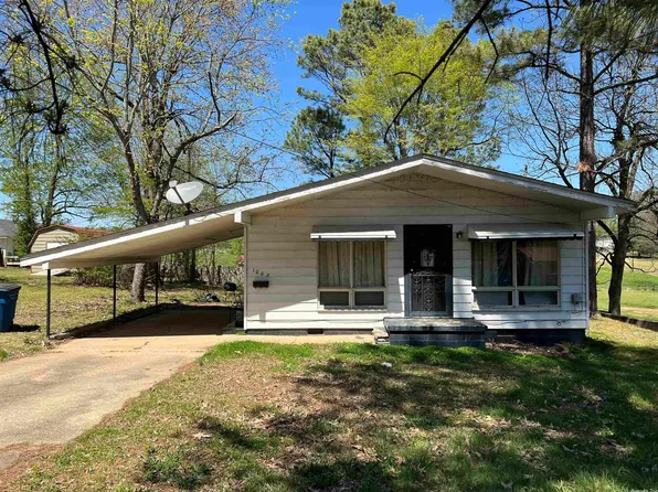 1002 W 2nd St, Rector, AR 72461