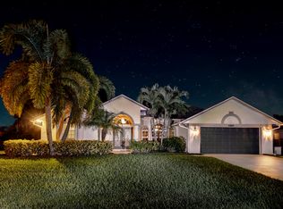 5483 NW Cambo Ct, Port Saint Lucie, FL 34986
