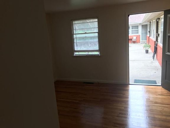 4th image of 336 S McKinley St