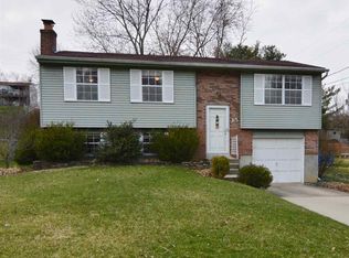 15 Meadow Hill Dr, Covington, KY 41017