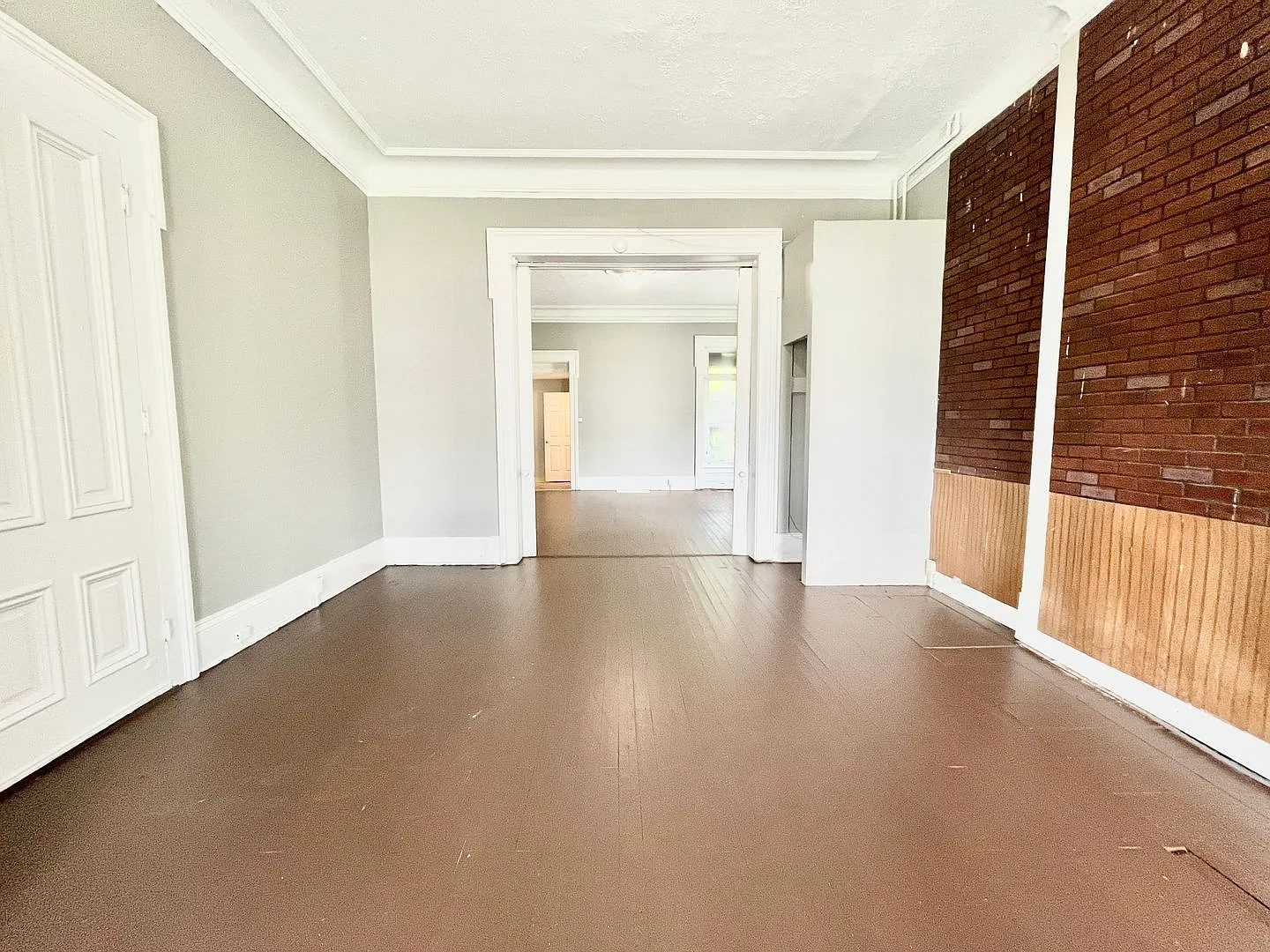 2130 Portland Ave — Photo 2