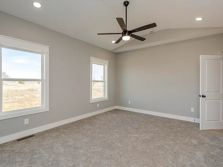 2520 Spring Leaf Ct — Photo 22