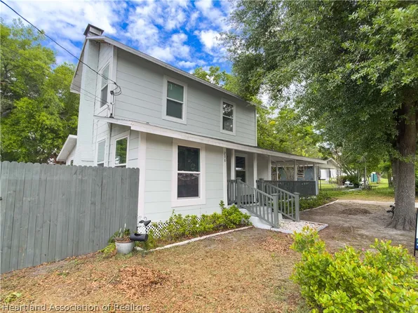 208 Weaver Ave, Lake Wales, FL 33853
