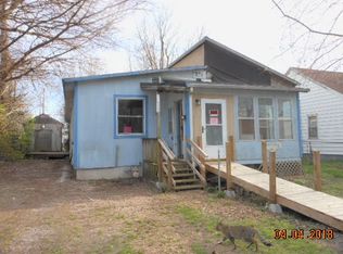 1416 W Thoman St, Springfield, MO 65803