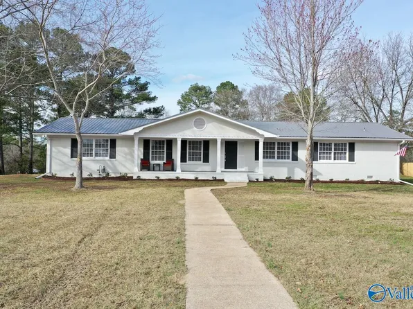 1235 Lane Rd NW, Hartselle, AL 35640