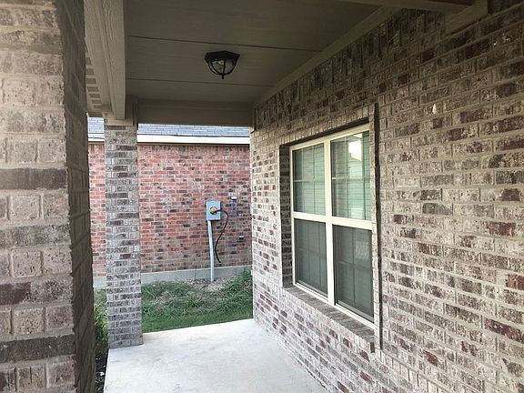 5th image of 348 Lead Creek Dr