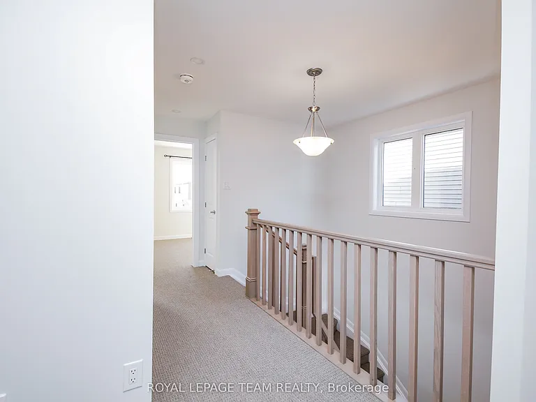 645 Hamsa St — Photo 33