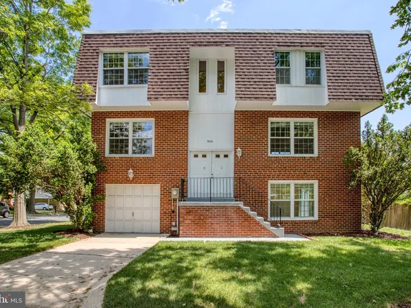 806 Floral Pl NW, Washington, DC 20012