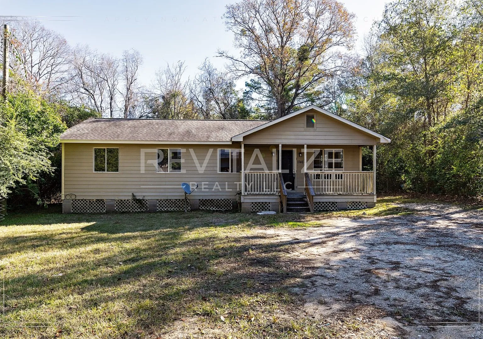 3 Bedroom/2 Bathroom House in Mobile!! — Photo 1