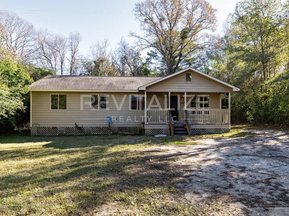 1746 Cody Rd N, Mobile, AL 36618