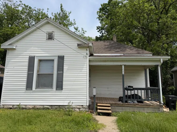 1632 N Irving Avenue, Springfield, MO 65803