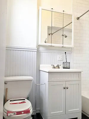 Rented by Ridgewood Realty Group | media 21