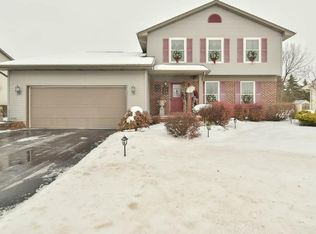 1289 Mulberry Run, Mineral Ridge, OH 44440