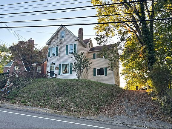 2nd image of 6121 Verona Rd