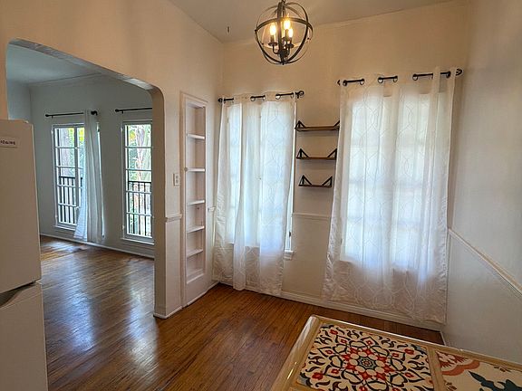 5th image of 1019 S Orange Grove Ave #4