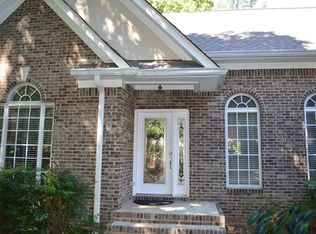 72 Fawn Ct, Hoschton, GA 30548