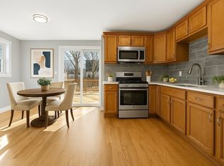 301 Longhill Ave, Somerset, MA 02726