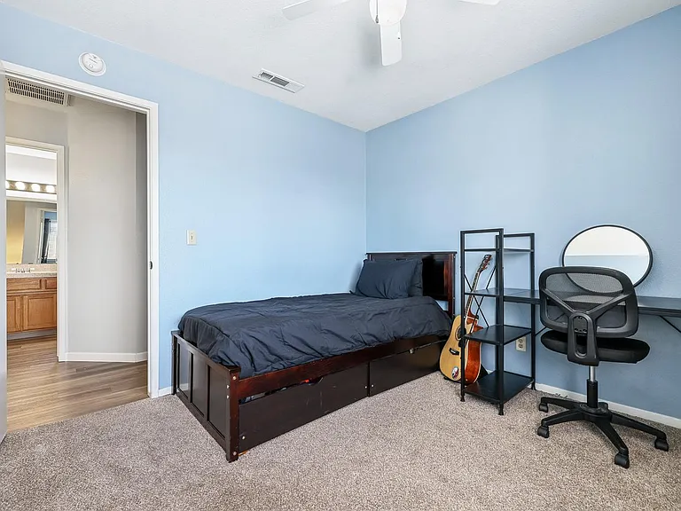 8735 N Cedar Ave #109 — Photo 25