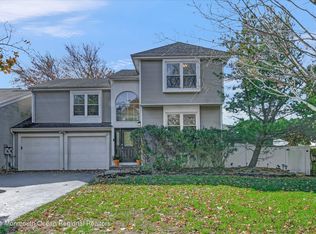 35 Baytree Cir, Middletown, NJ 07748