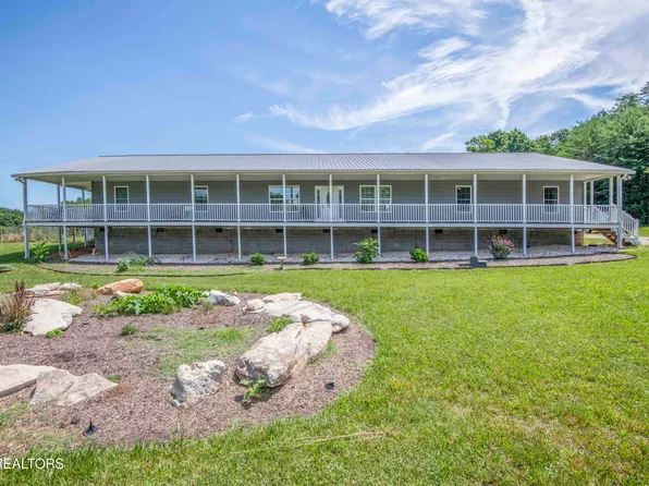 777 Cress Ln, Lenoir City, TN 37772