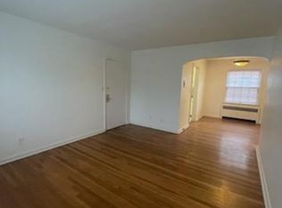 16345 Van Aken Blvd SUITE 6B, Cleveland, OH