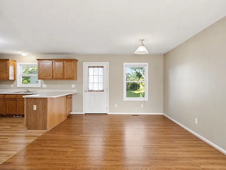 4118 Devon Rd — Photo 8