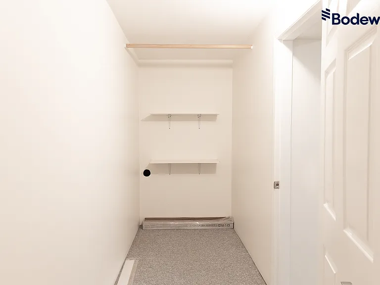 32XX Bermon Pl — Photo 21