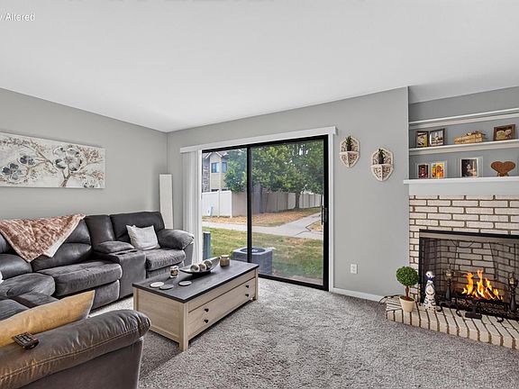 5th image of 1421 W Edgerton AVENUE #R