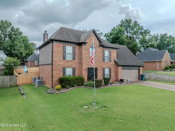 1945 Pecan Meadows Dr, Southaven, MS 38671