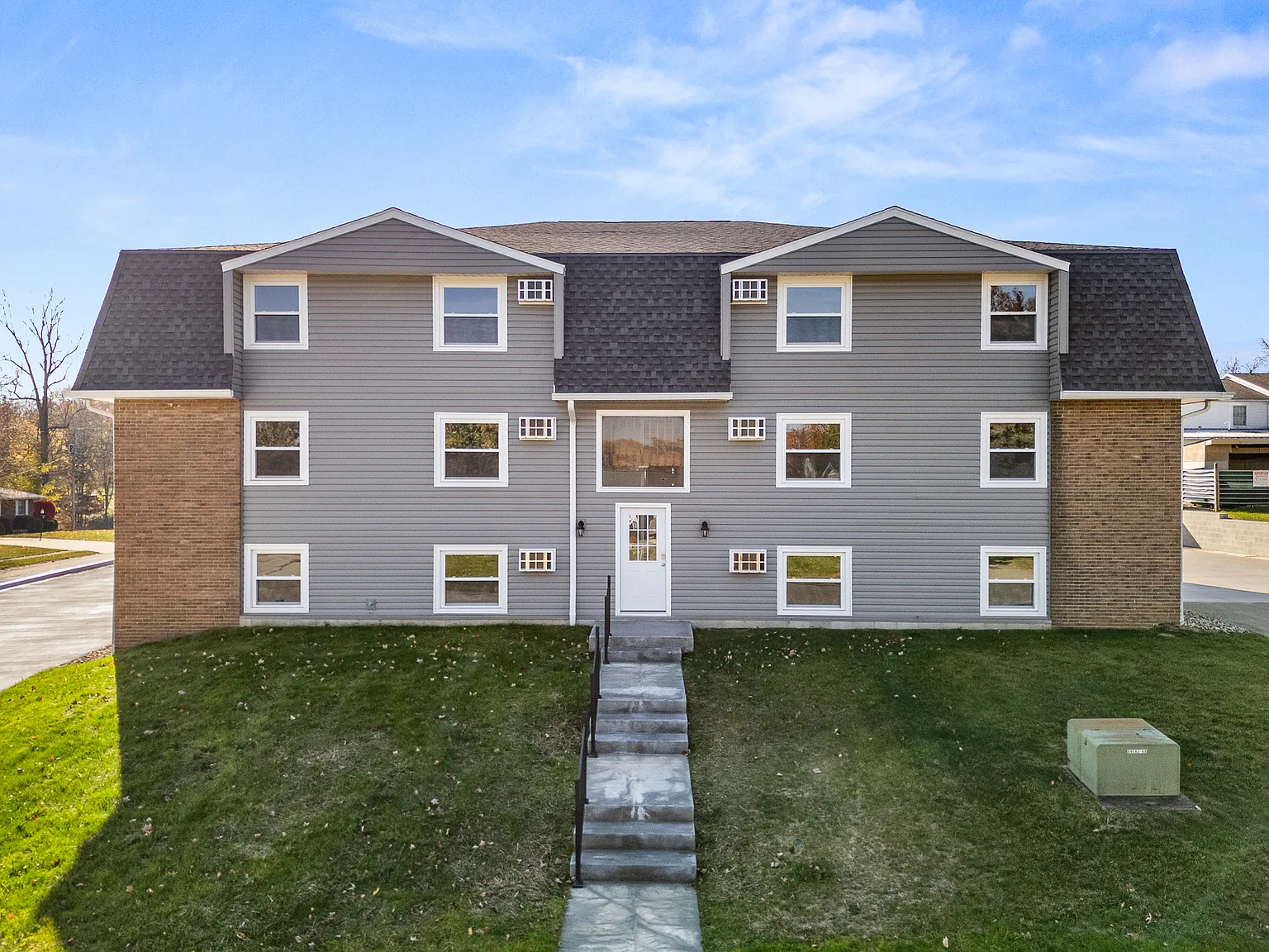 573 Bailey Drive - 11 — Photo 4