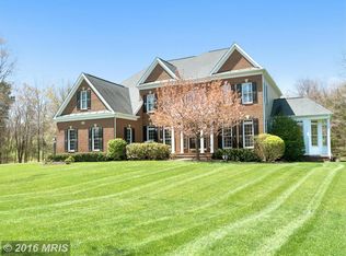 19263 Summit Ash Ct, Leesburg, VA 20175