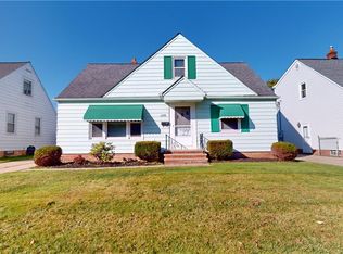 1678 Hawthorne Dr, Mayfield Heights, OH