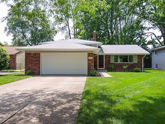 2nd image of 4338 Bentley Dr
