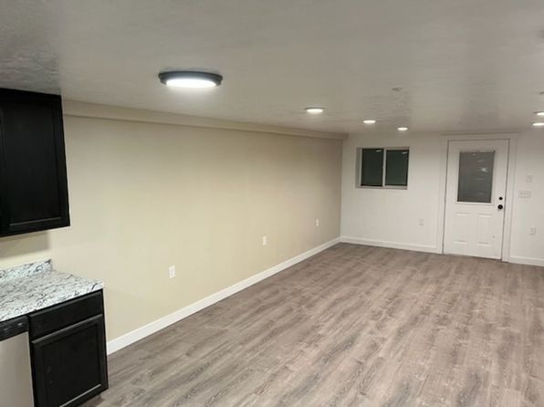 780 N Lauritzen St, Hildale, UT 84784