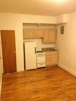 Rented by Sovereign Associates | media 13