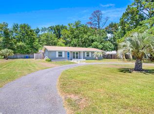 1011 N Oak St, Foley, AL 36535