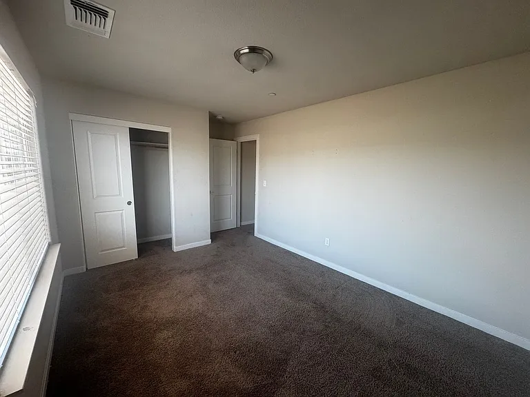 120 Ivy St — Photo 11
