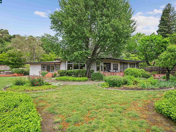 4th image of 3814 Happy Valley Rd