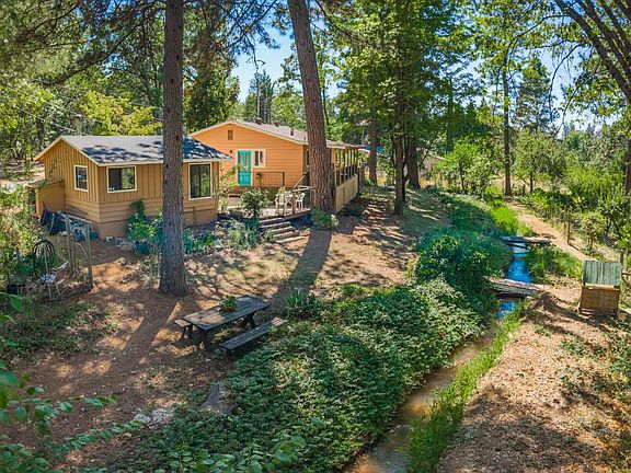 3rd image of 10367 S Ponderosa Way