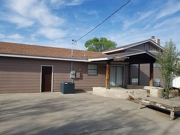 2nd image of 1706 Sagebrush Ln