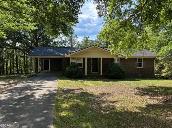 183 Edgewood Dr, Cedartown, GA 30125