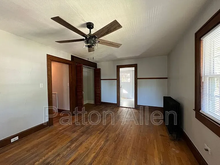 24 Majestic Ave #4 — Photo 7
