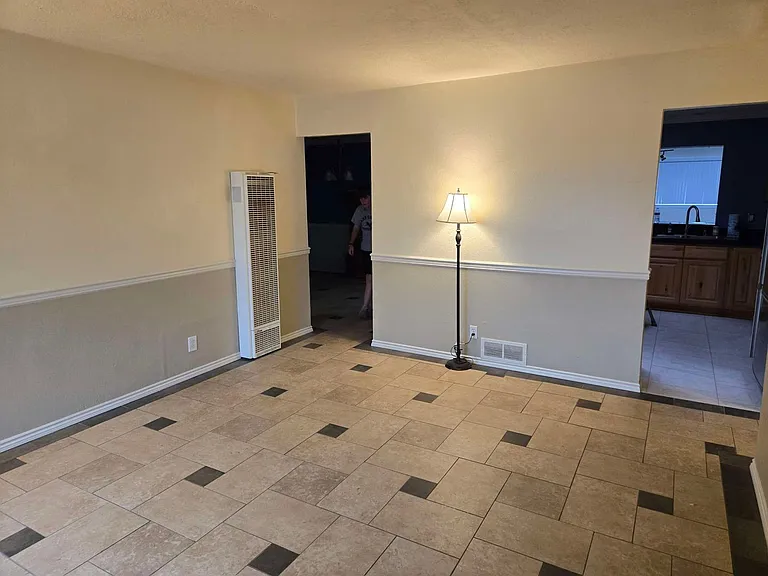 1500 Shirley St NE — Photo 23