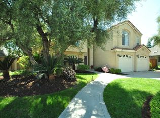 397 E Salmon River Dr, Fresno, CA 93730