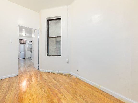 3rd image of 205 W 109th St APT 3E