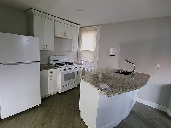 2nd image of 51 New Main St Suite 1