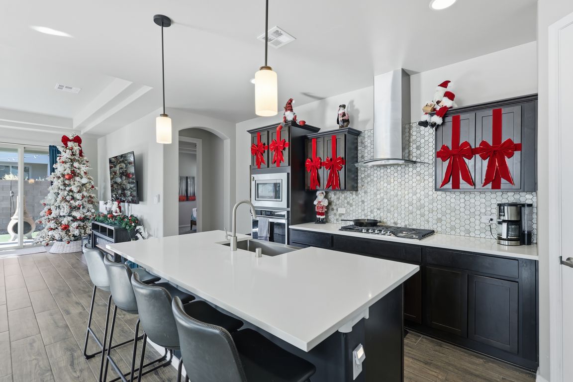 next background image