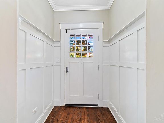 4th image of 3033 Griest Ave